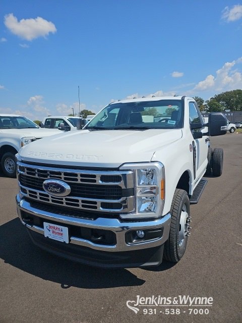 New 2026 Ford F350 XL image 1