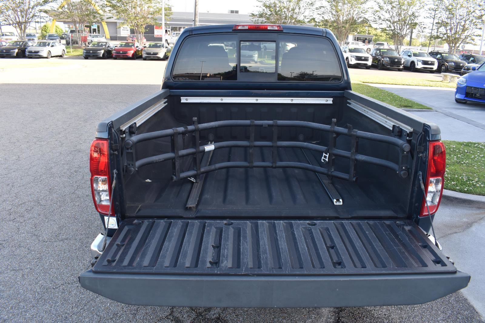 Used 2019 Nissan Frontier SV w/ Value Truck Package image 8