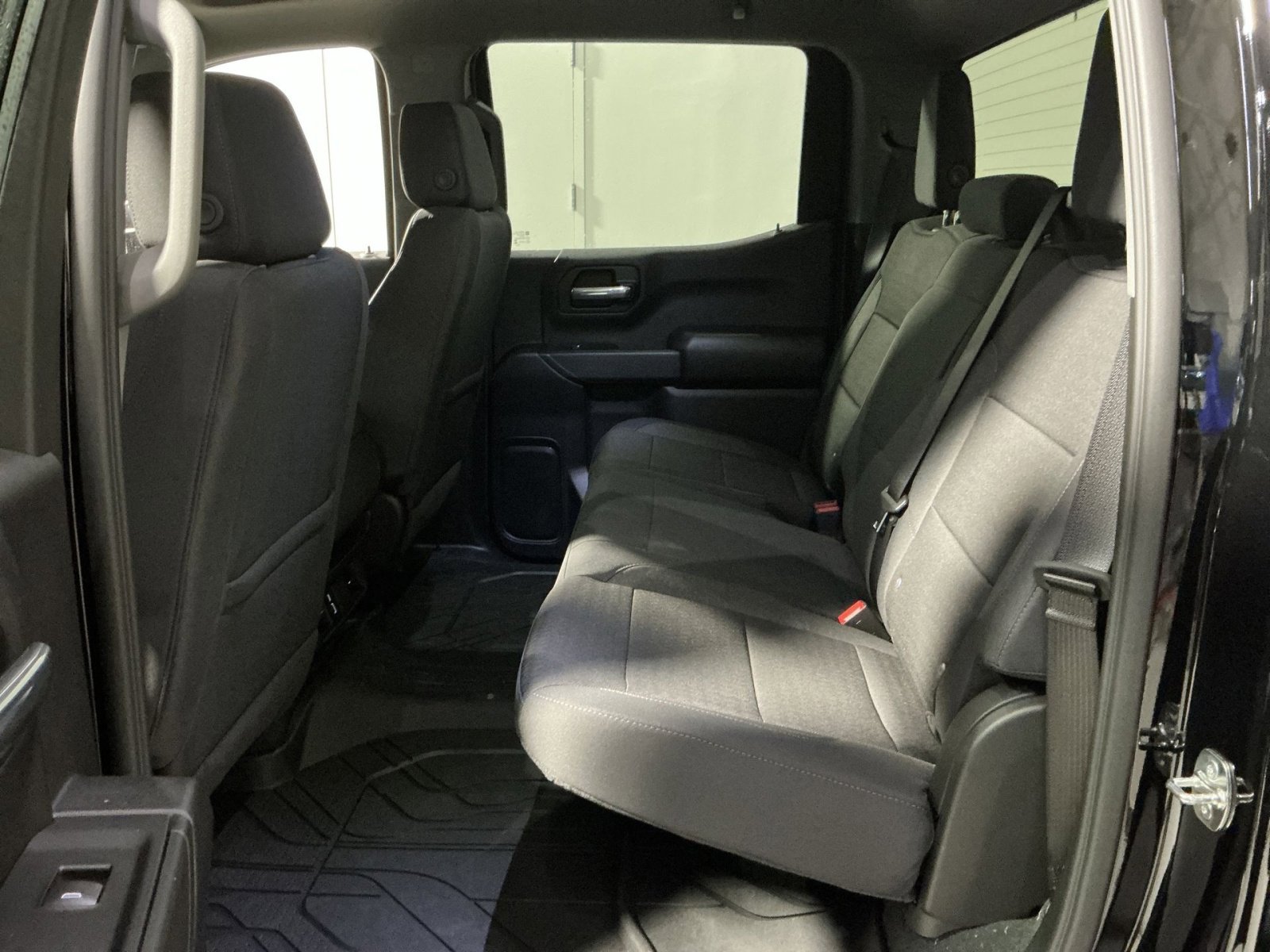 New 2026 Chevrolet Silverado 1500 Custom w/ Turbomax Blackout Package image 30