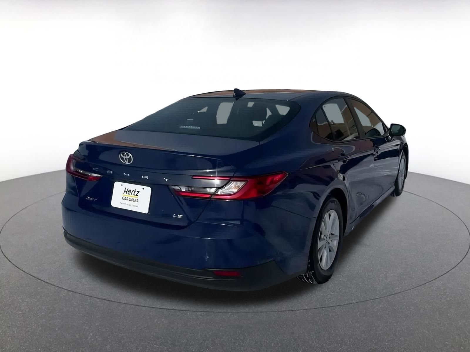 Used 2025 Toyota Camry LE image 14