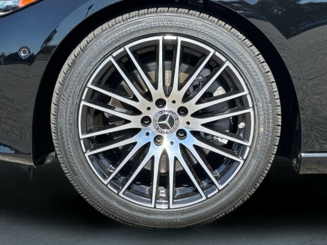 Used 2024 Mercedes-Benz C 300 4MATIC Sedan image 34
