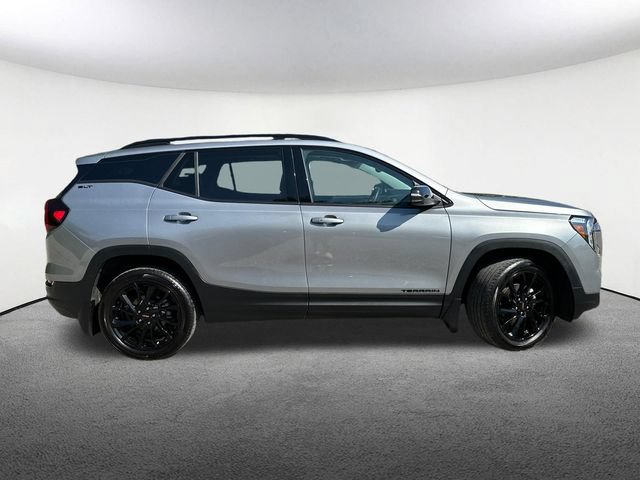 Used 2024 GMC Terrain SLT w/ Tech Package AWD/4WD image 15