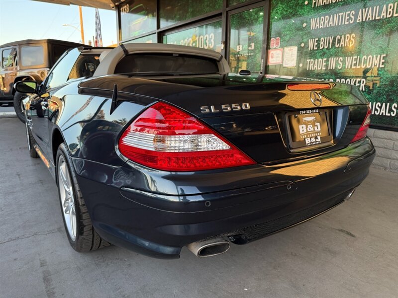 Used 2007 Mercedes-Benz SL 550 image 13