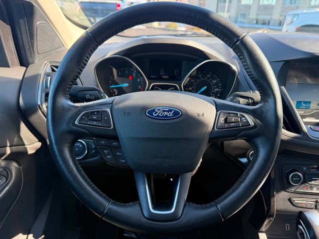 Used 2019 Ford Escape Titanium w/ U9j03 - Titanium Tow Package image 15