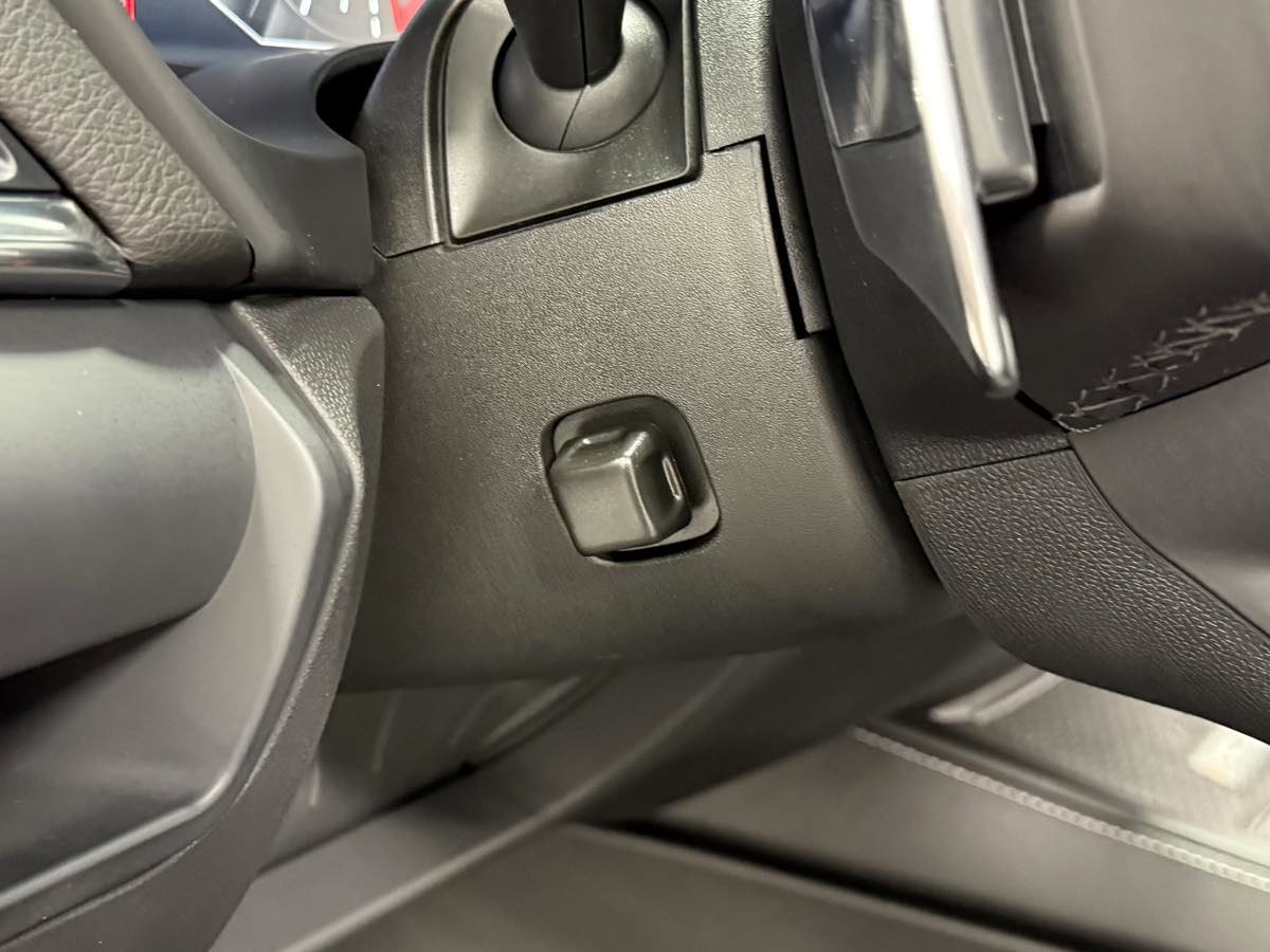 Used 2025 Cadillac CT4 V Blackwing w/ Driver Assist Package image 22