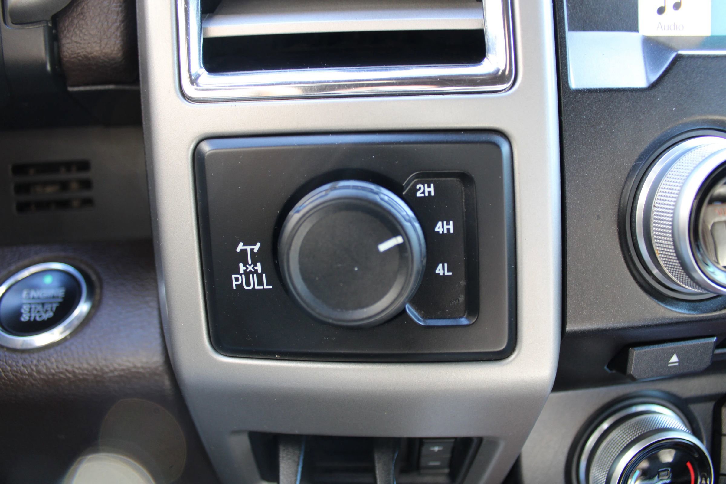 Used 2017 Ford F250 King Ranch w/ King Ranch Ultimate Package image 24