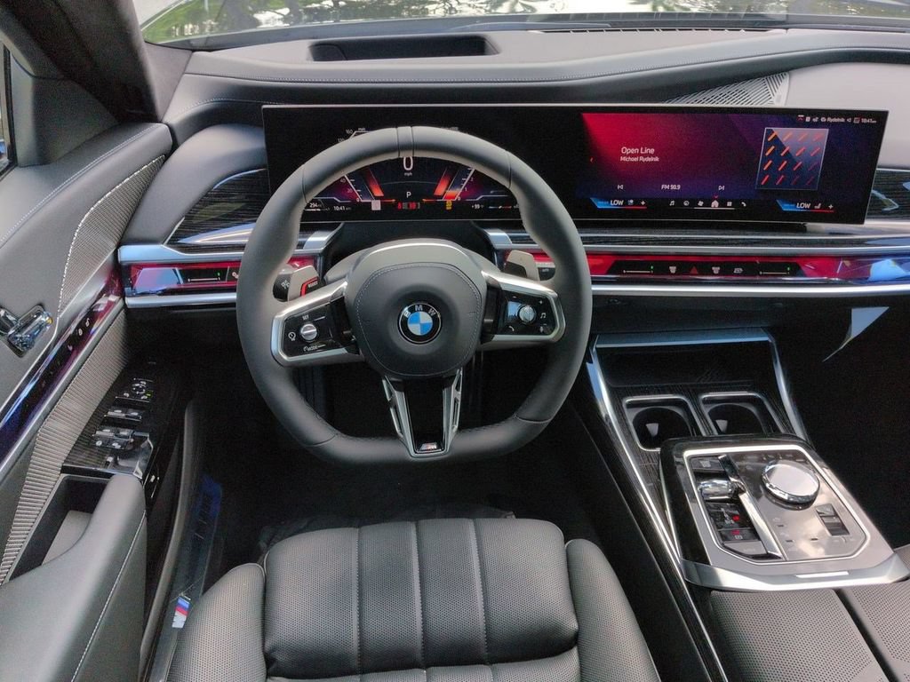New 2026 BMW 740i xDrive AWD/4WD image 15