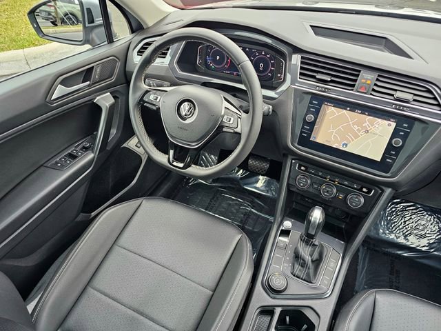Used 2021 Volkswagen Tiguan SEL image 29
