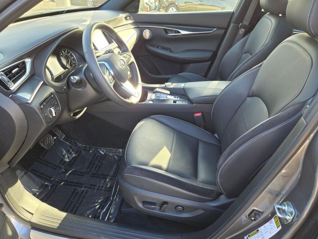 Used 2024 INFINITI QX50 Sport image 22