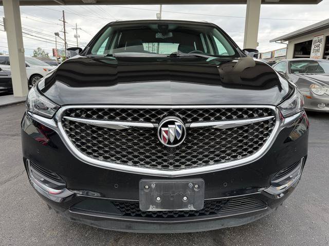 Used 2019 Buick Enclave Avenir w/ Avenir Technology Package AWD/4WD image 2