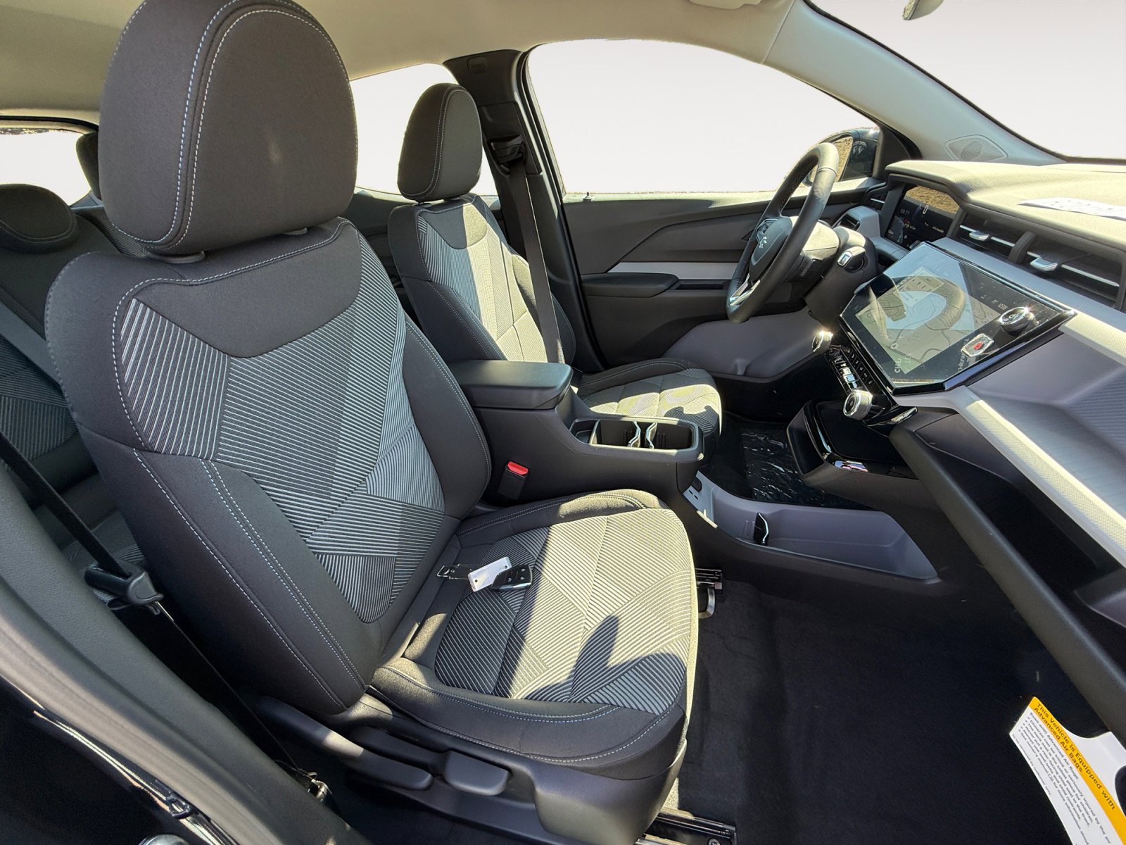 New 2027 Chevrolet Bolt LT w/ Comfort Package image 19