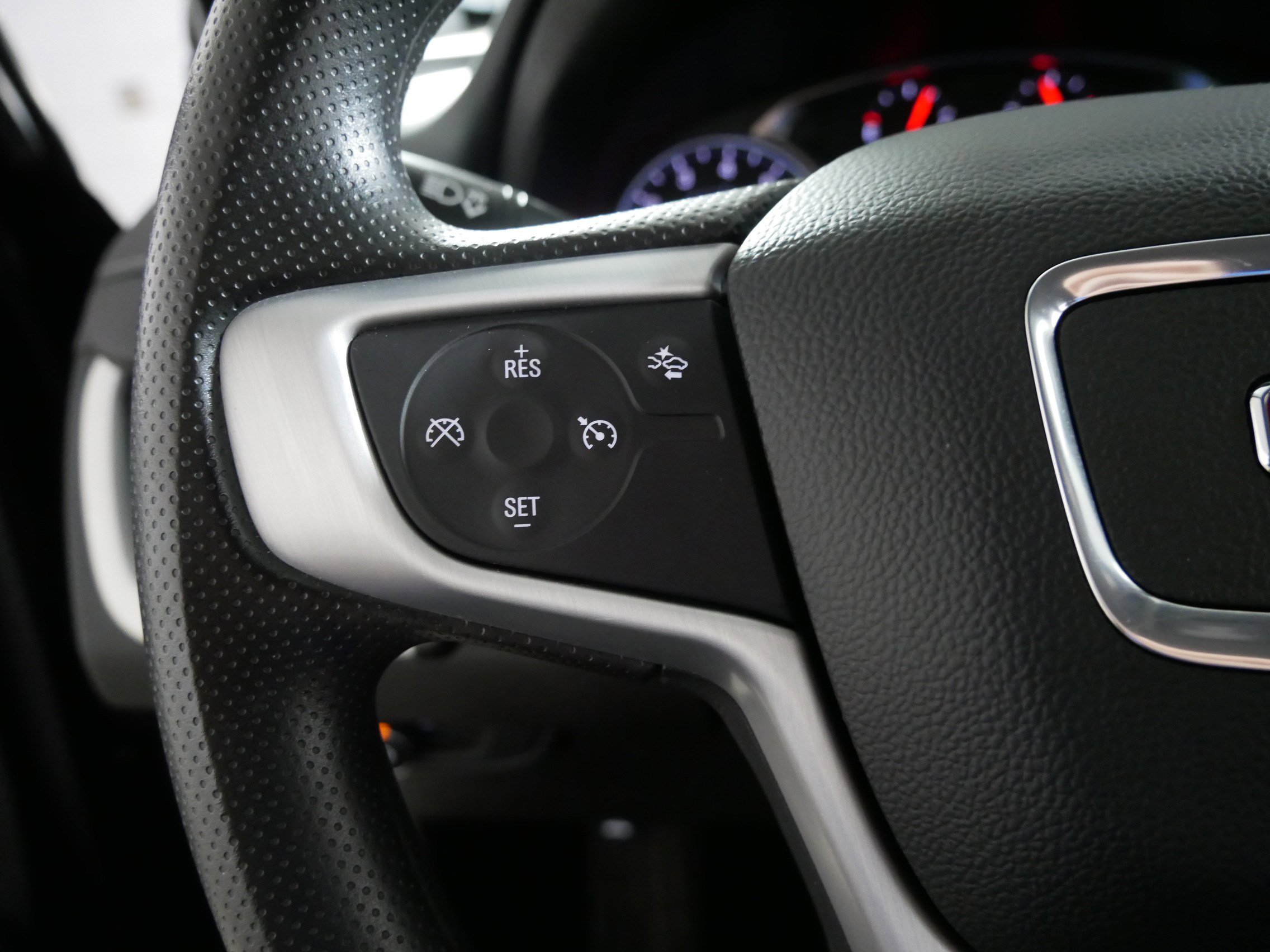 Used 2023 GMC Terrain SLE w/ Driver Convenience Package AWD/4WD image 27