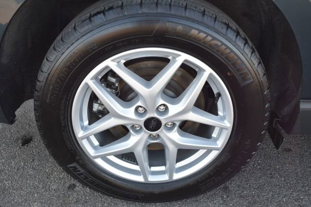 Used 2023 Ford Edge SEL w/ Convenience Package image 48