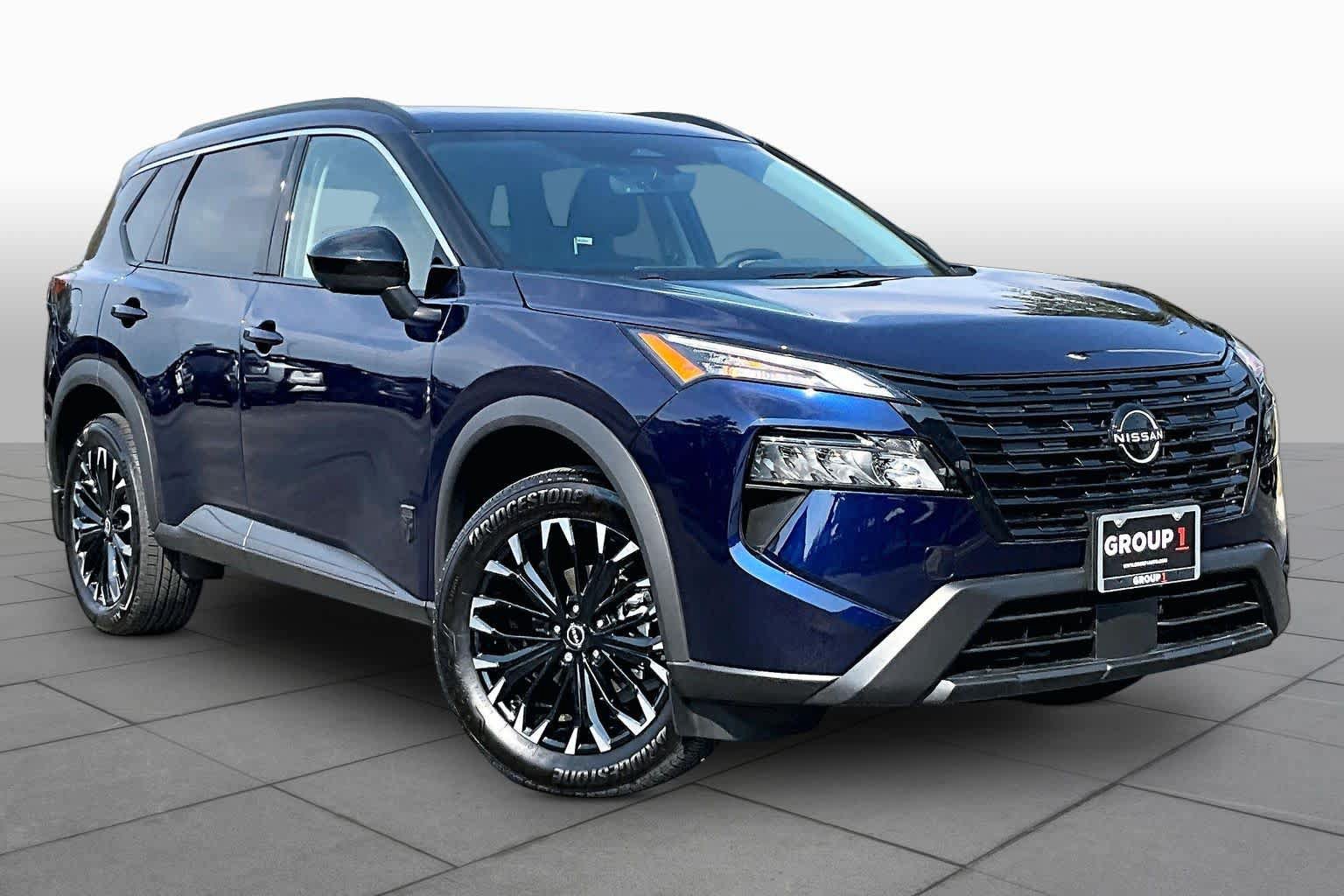 New 2026 Nissan Rogue Dark Armor FWD image 2