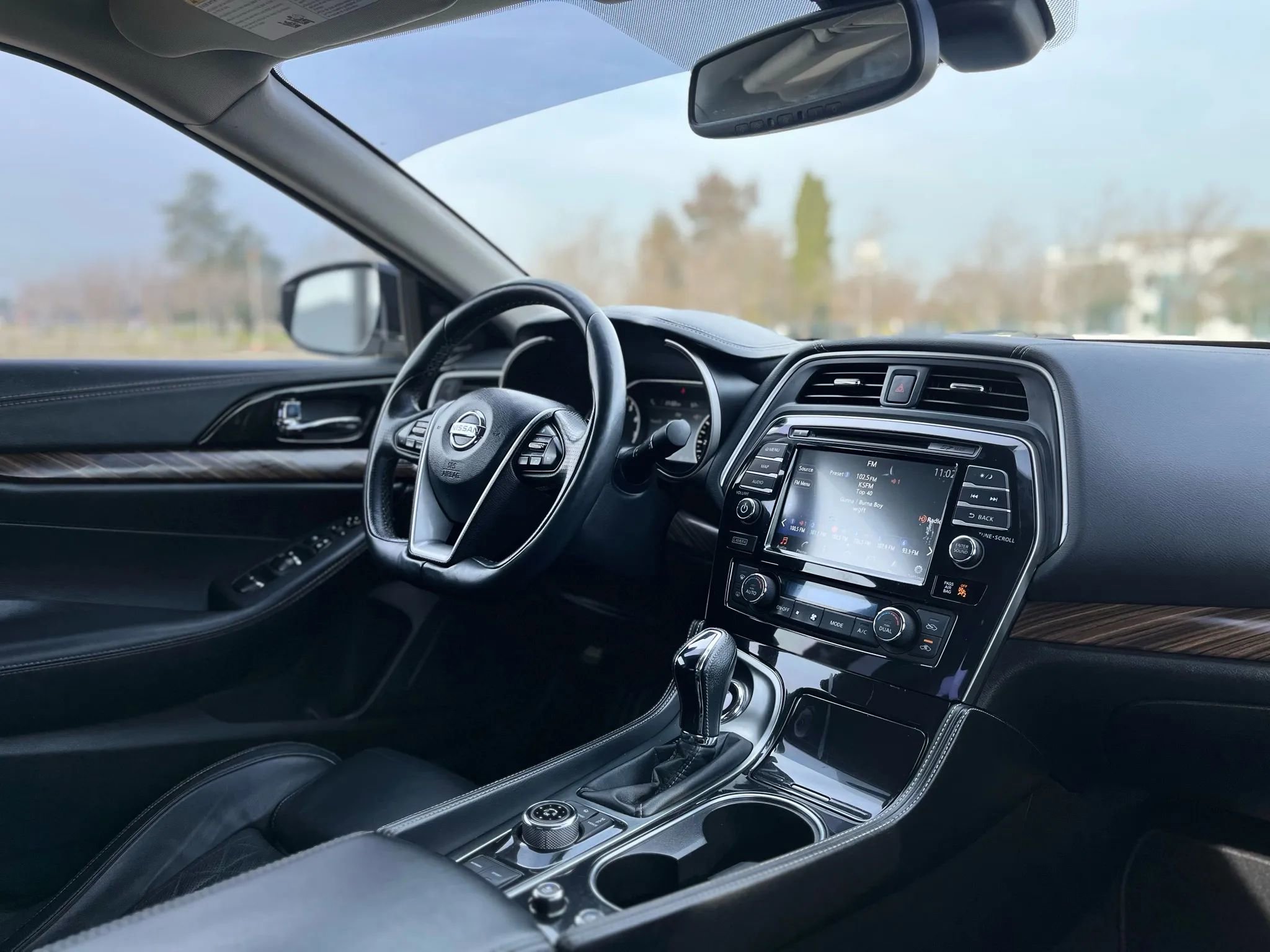 Used 2016 Nissan Maxima Platinum w/ Interior Lighting Package image 21