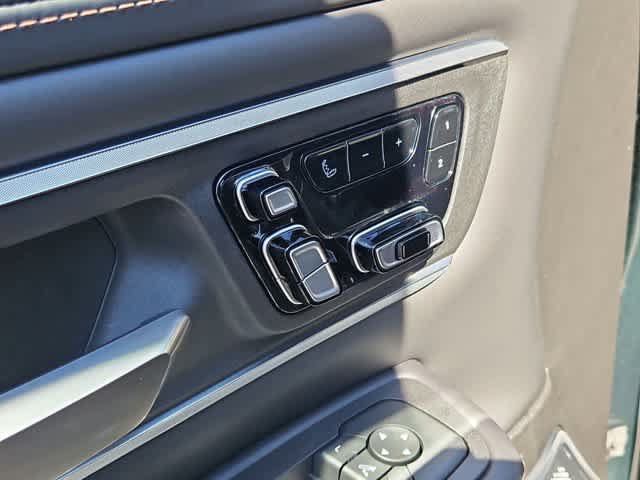 New 2026 RAM 1500 Tungsten AWD/4WD image 21