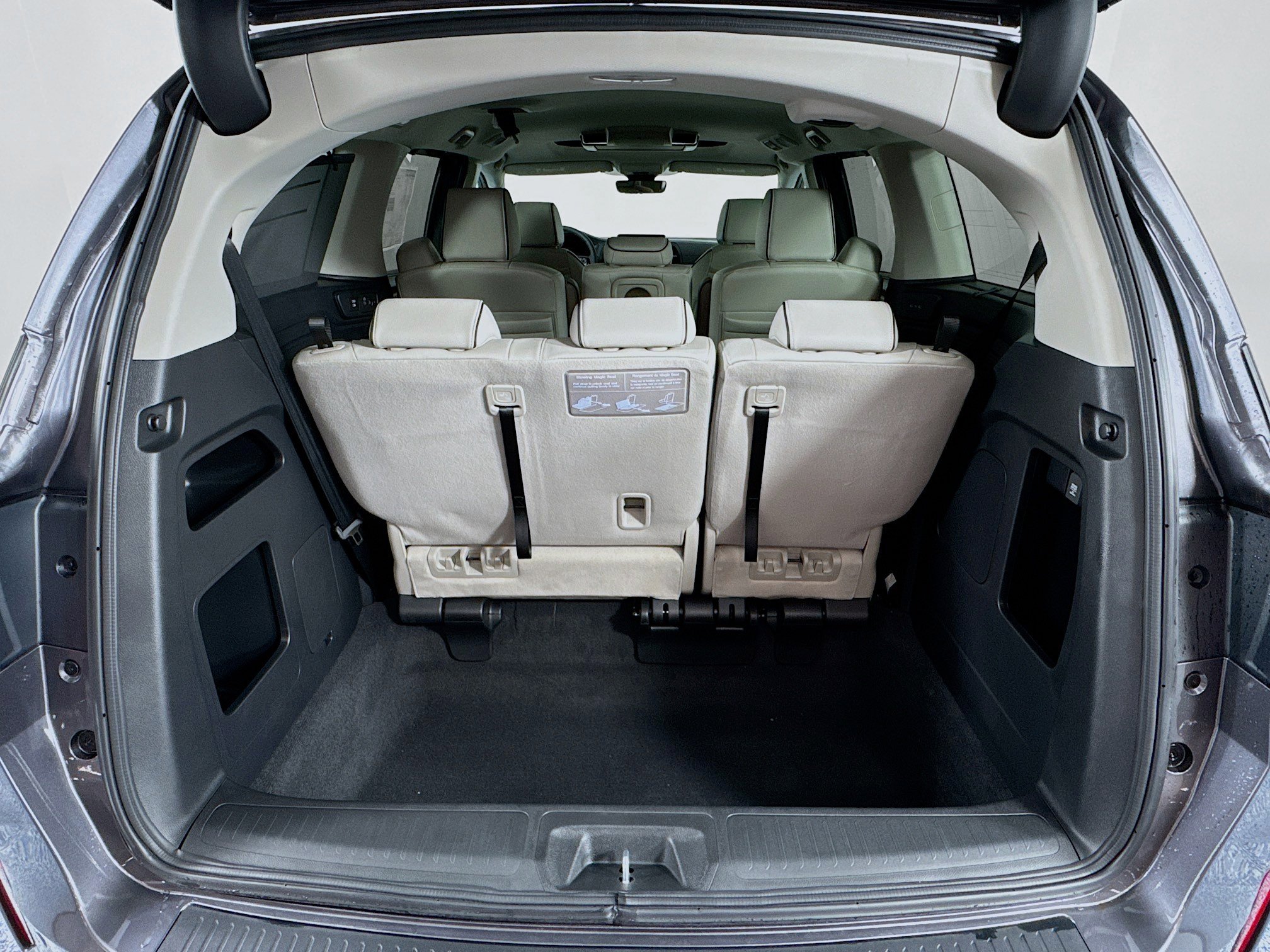 New 2026 Honda Odyssey Touring image 28