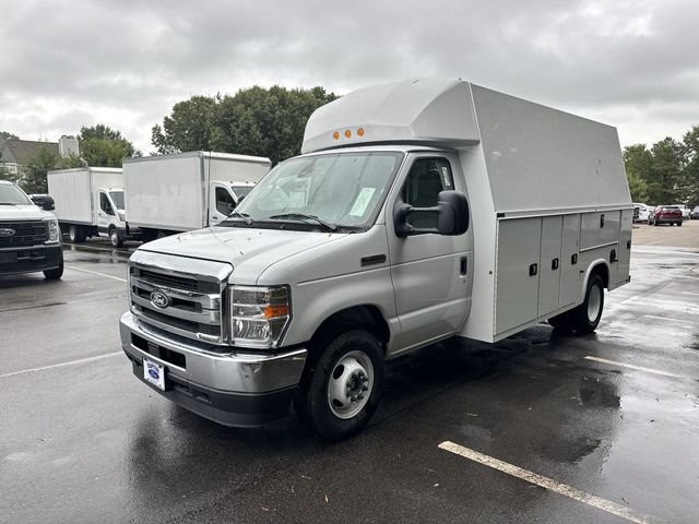 New 2026 Ford E-350 and Econoline 350 Super Duty w/ Power Equipment Group