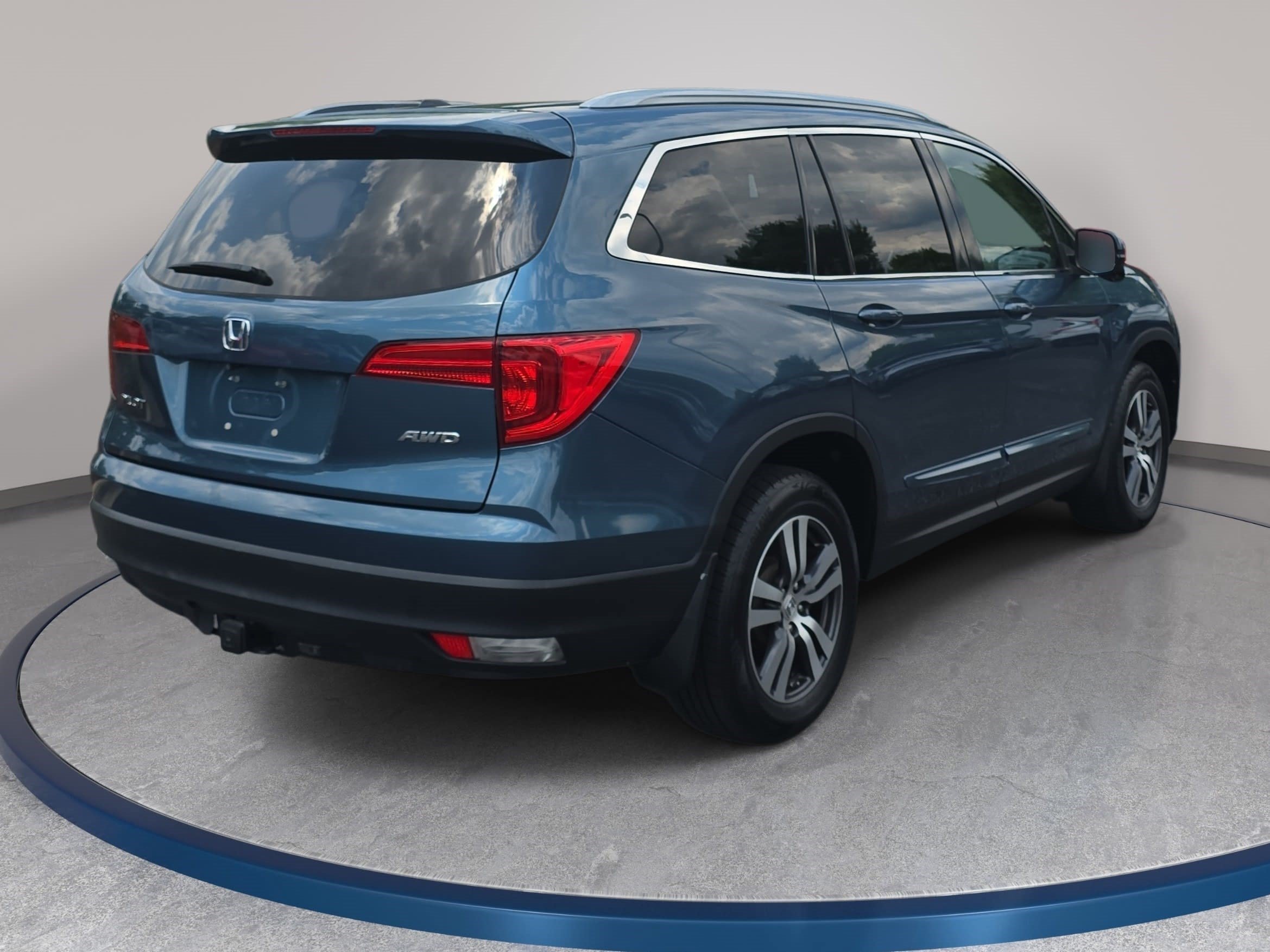 Used 2016 Honda Pilot EX image 5