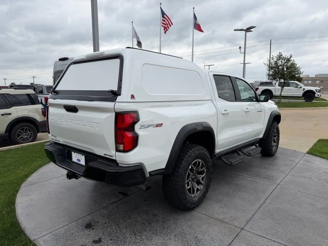 Used 2024 Chevrolet Colorado ZR2 w/ Technology Package AWD/4WD image 6