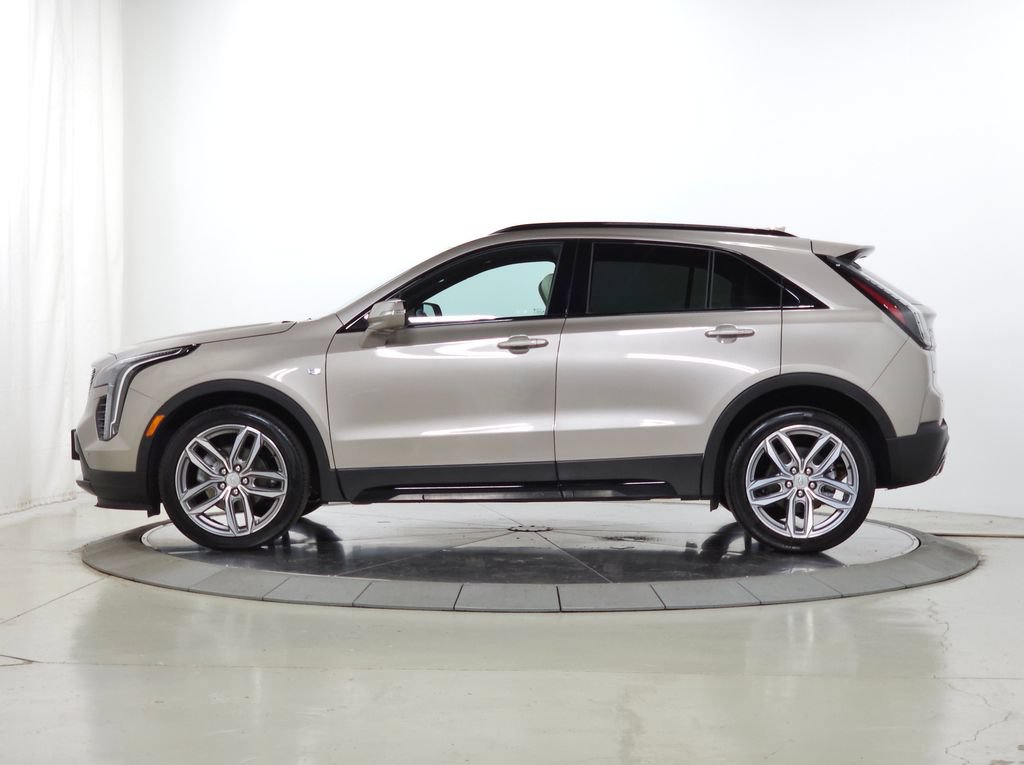 Used 2023 Cadillac XT4 Sport AWD/4WD image 2