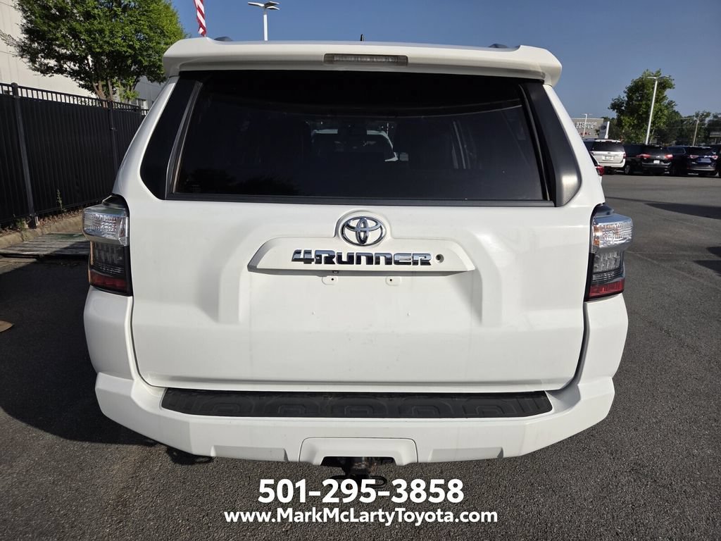 Used 2018 Toyota 4Runner SR5 Premium AWD/4WD image 5