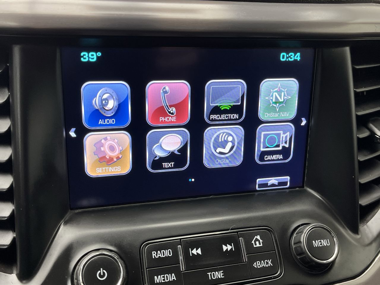 Used 2017 GMC Acadia SLE w/ Driver Alert Package I AWD/4WD image 18