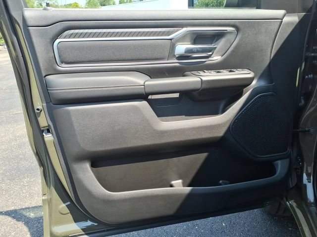 New 2027 RAM 1500 4x4 Crew Cab image 10
