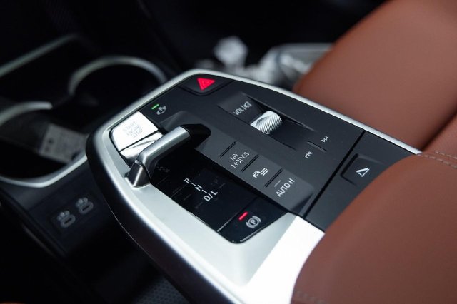 New 2027 BMW X2 xDrive28i AWD/4WD image 21