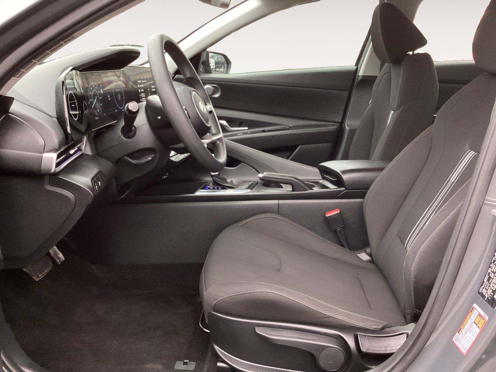 Used 2024 Hyundai Elantra SEL image 26