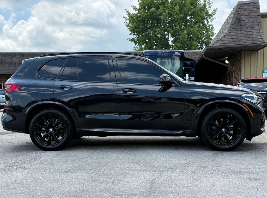 Used 2021 BMW X5 xDrive40i w/ M Sport Package AWD/4WD image 6
