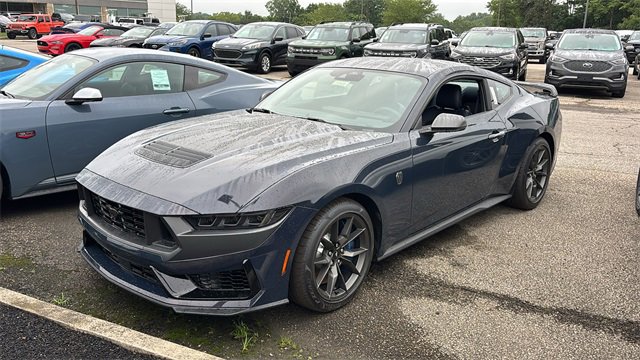 New 2025 Ford Mustang Dark Horse image 2