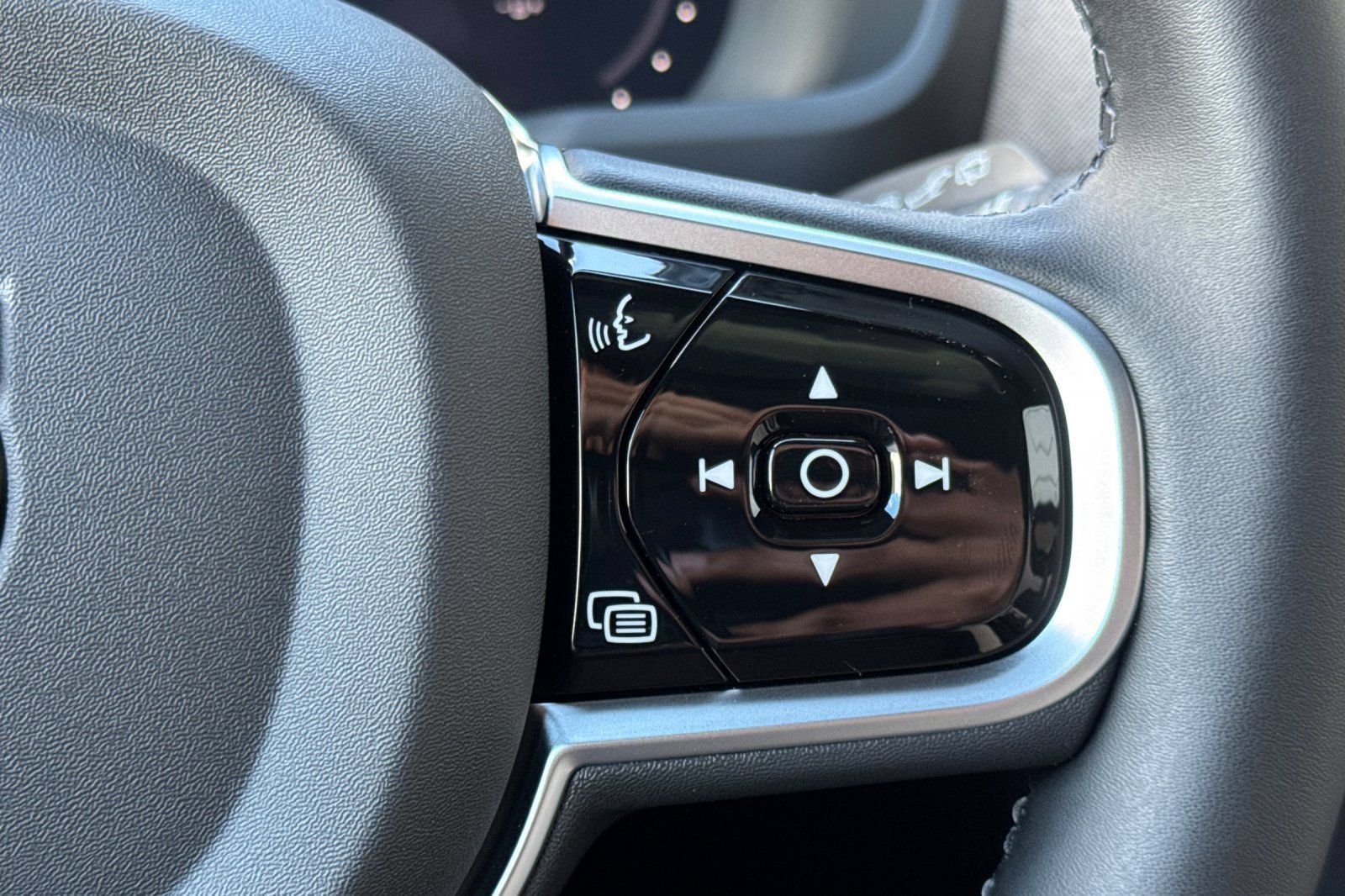 New 2026 Volvo XC90 T8 Ultra w/ Protection Package AWD/4WD image 28