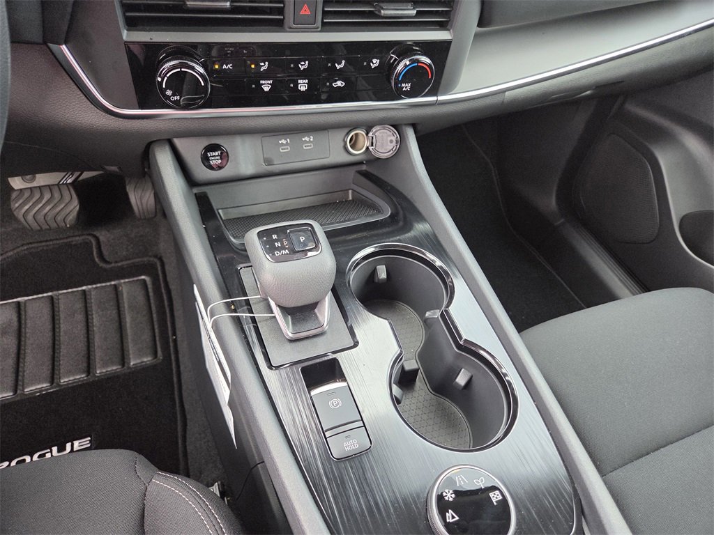 Certified 2025 Nissan Rogue S image 9