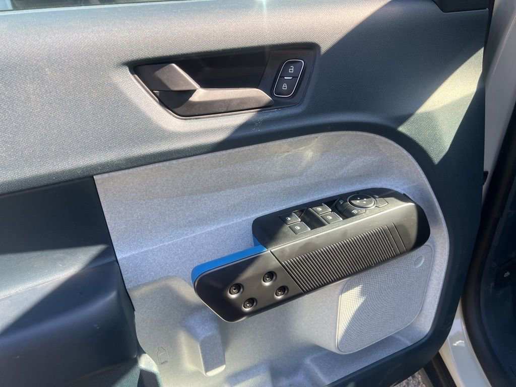 Used 2025 Ford Maverick XLT w/ XLT Luxury Package image 14