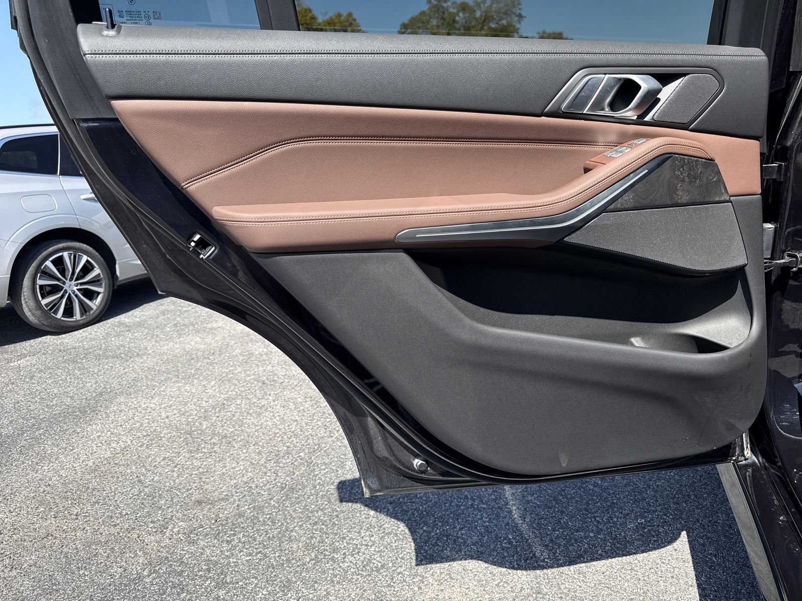 Used 2019 BMW X7 xDrive40i w/ Premium Package image 46