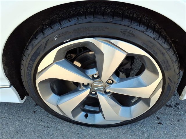 Used 2018 Honda Accord Touring image 6