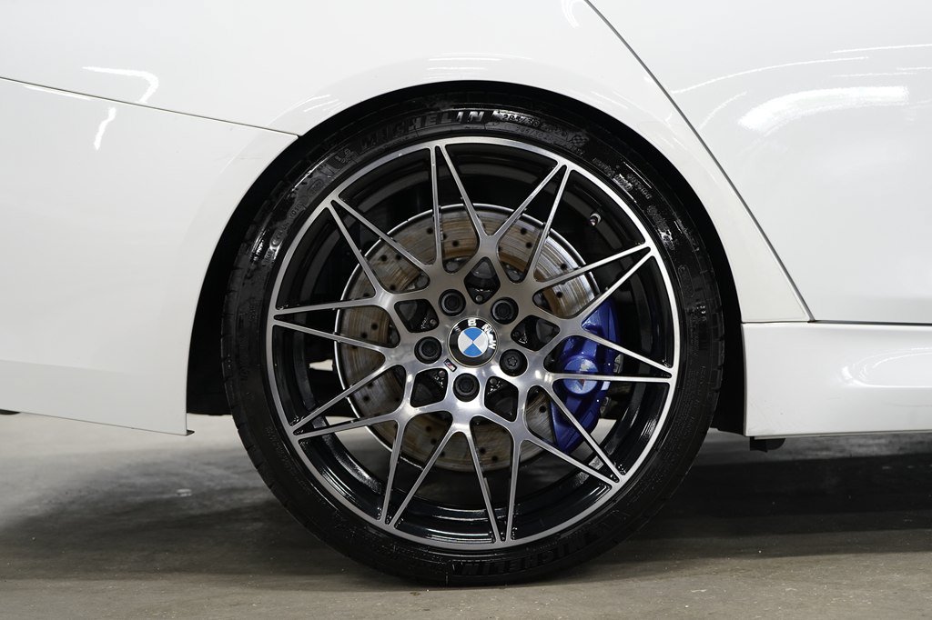 Used 2018 BMW M3 RWD image 42