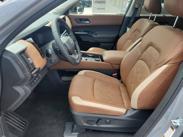New 2026 Nissan Pathfinder Platinum AWD/4WD image 21