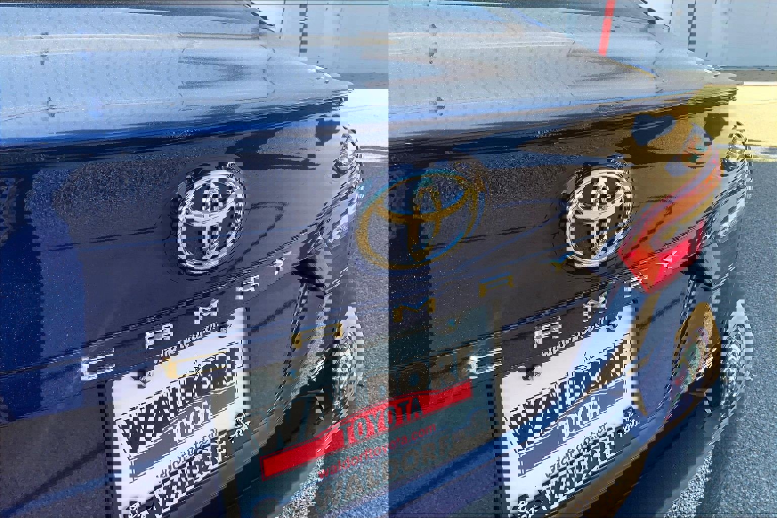 Used 2023 Toyota Camry SE image 10