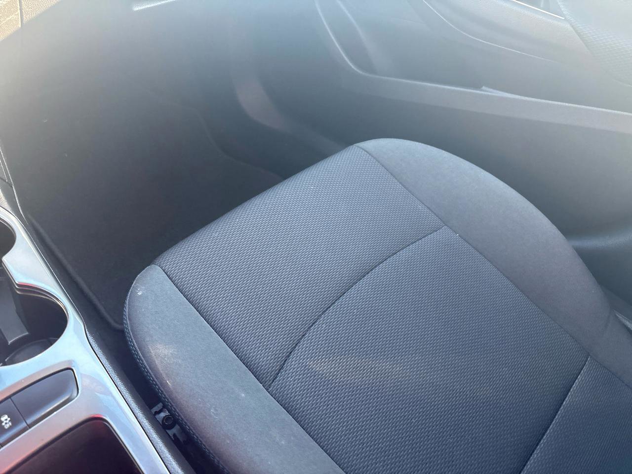 Used 2016 Chevrolet Cruze LT image 15