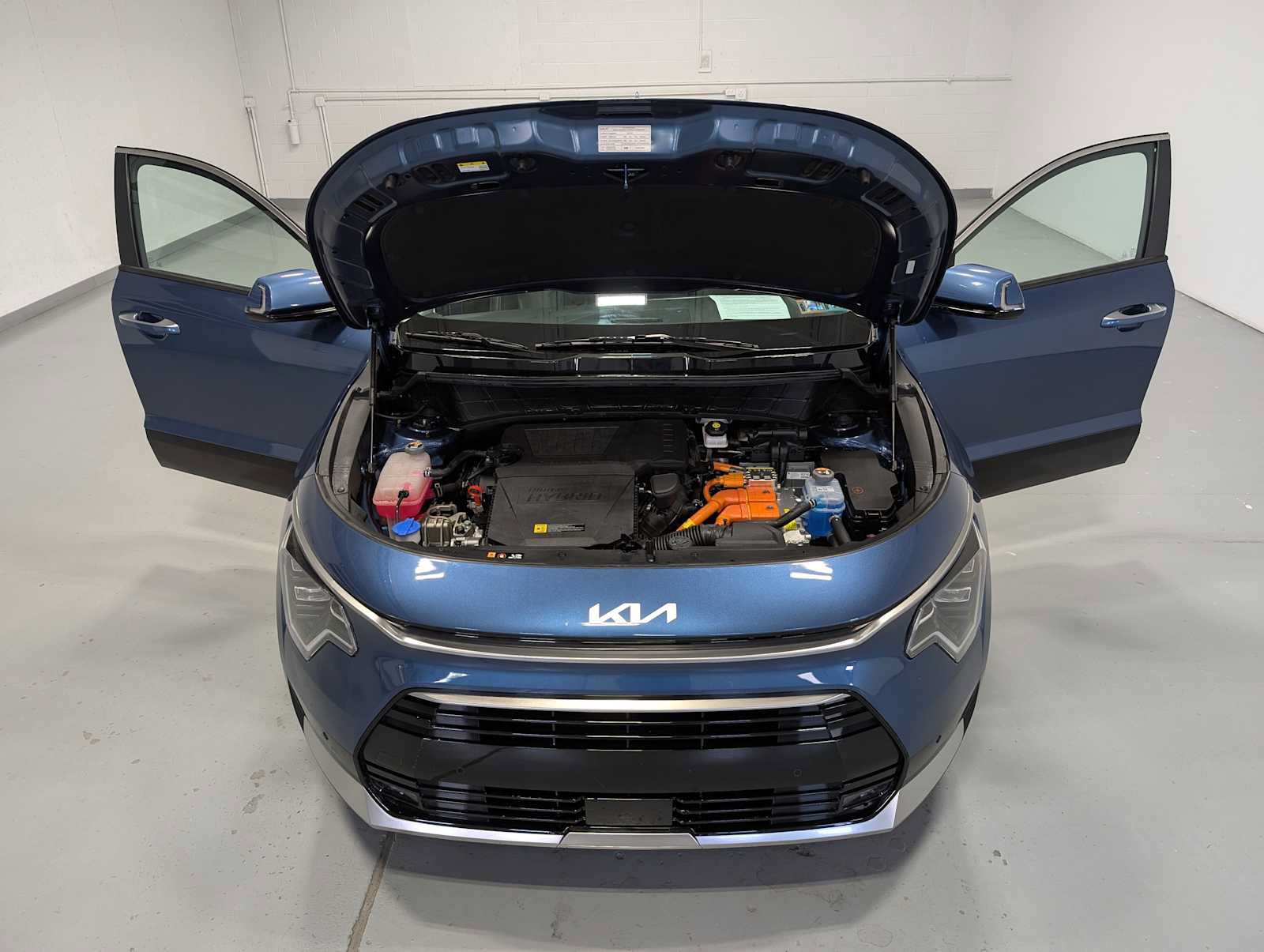 Certified 2023 Kia Niro SX Touring FWD image 15