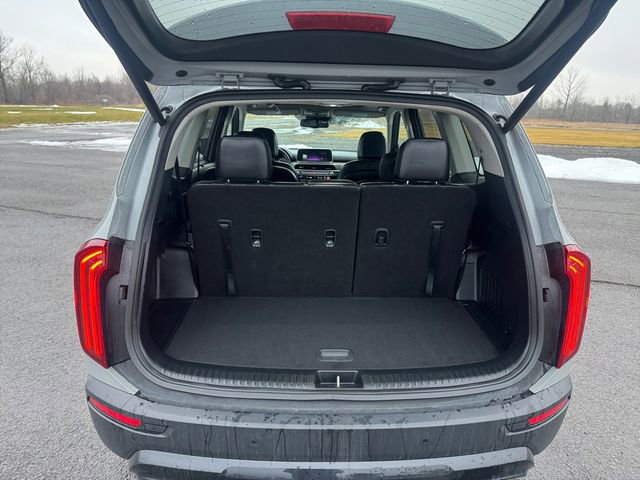 Used 2022 Kia Telluride EX w/ EX Premium Package image 19