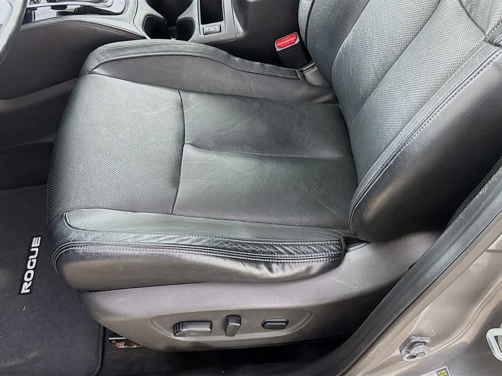 Used 2018 Nissan Rogue SL w/ Premium Package image 24