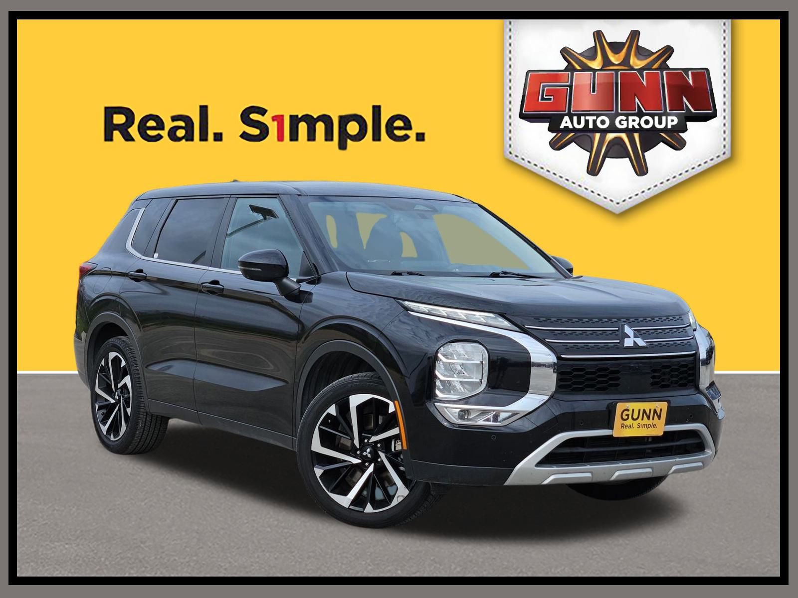 Used 2024 Mitsubishi Outlander SE