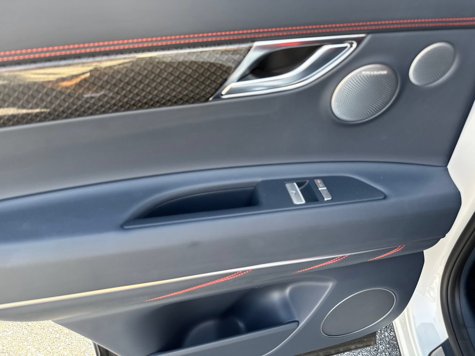 New 2026 Genesis GV80 3.5T e-SC AWD/4WD image 13