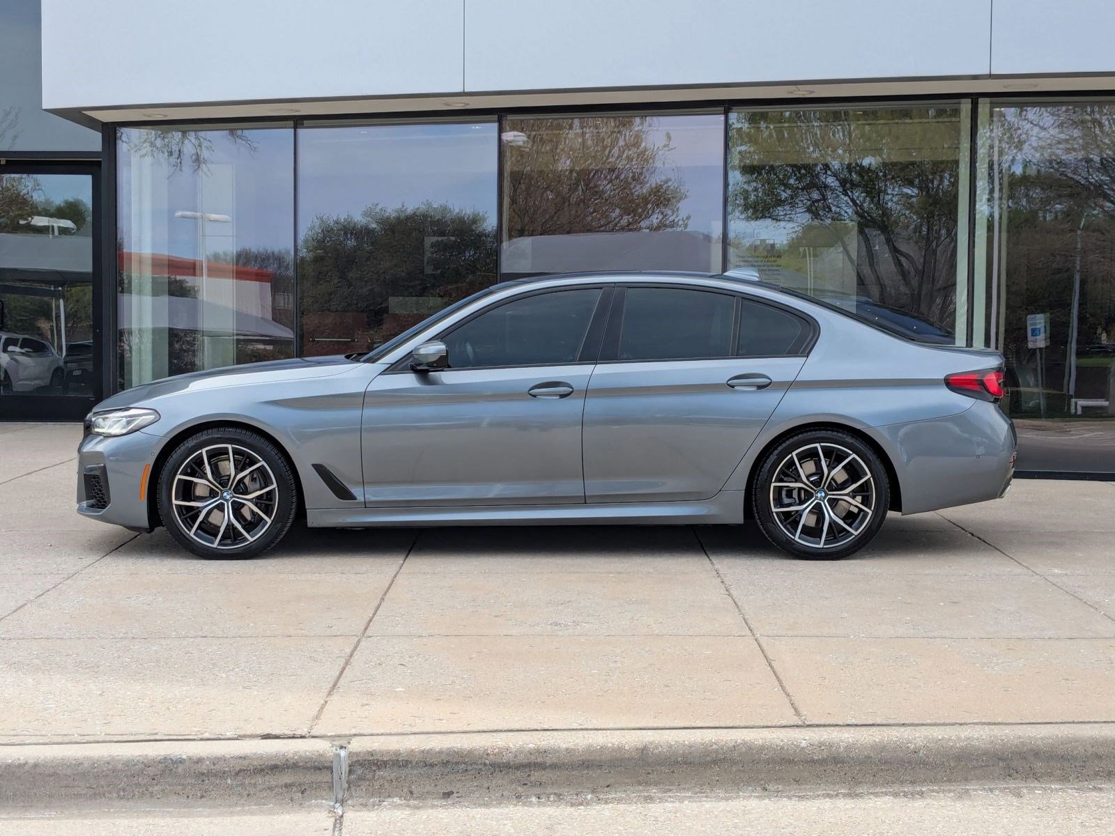 Used 2021 BMW 540i xDrive 540i xDrive video 2