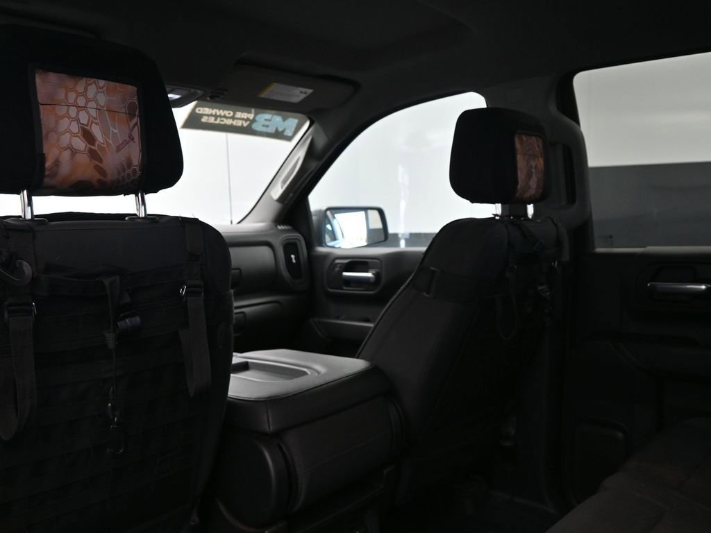 Used 2020 Chevrolet Silverado 1500 Custom w/ Custom Value Package image 19