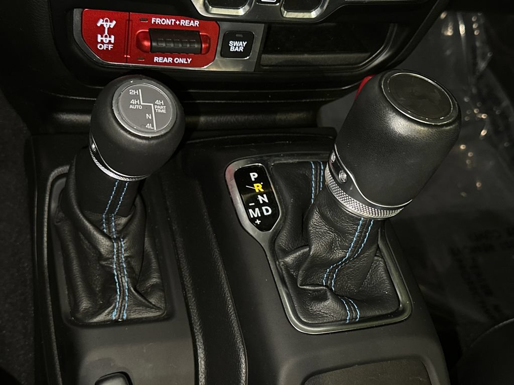 Used 2022 Jeep Wrangler Unlimited Rubicon 4xe w/ Cold Weather Group AWD/4WD image 27