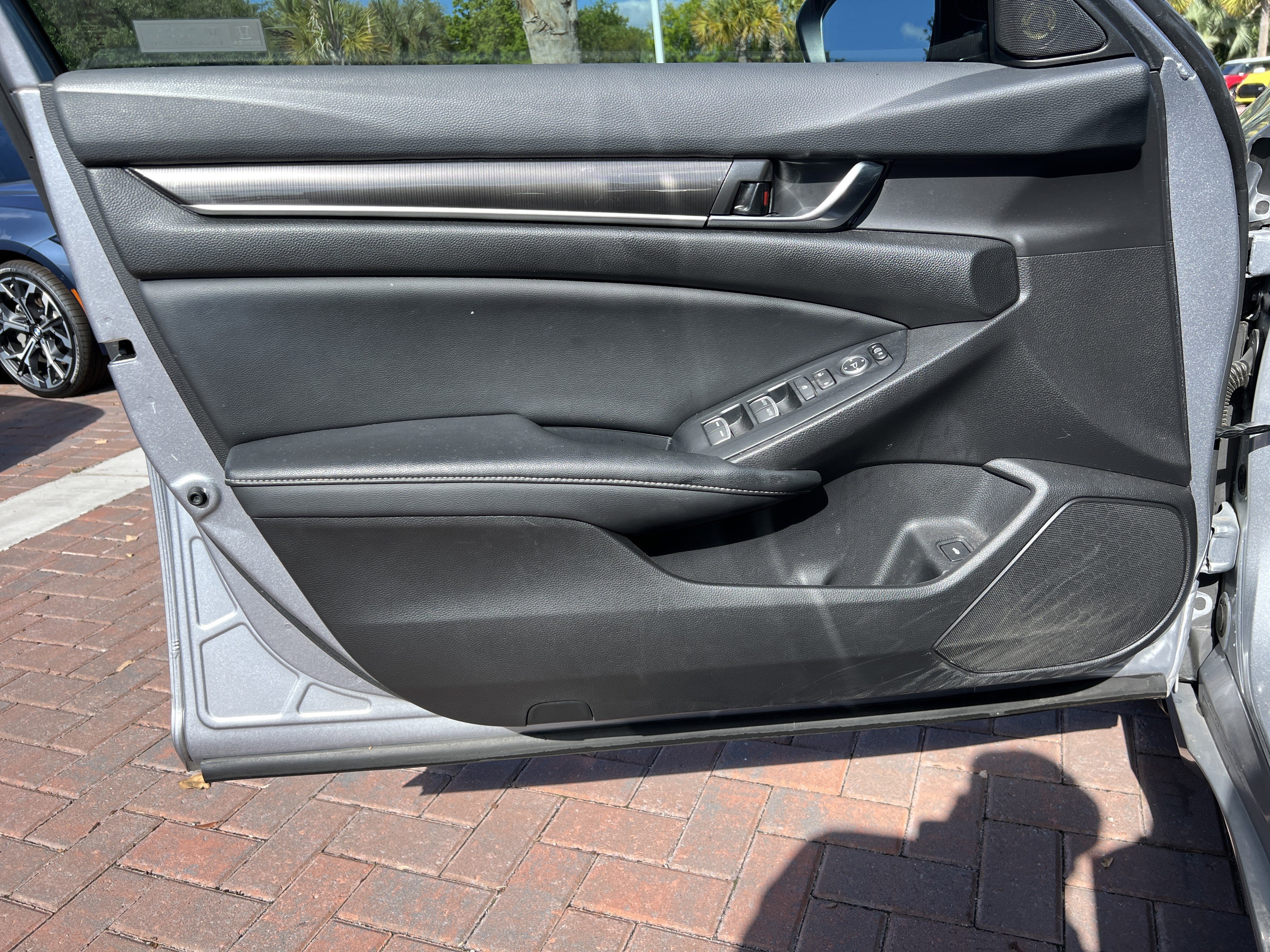 Used 2022 Honda Accord Sport image 14